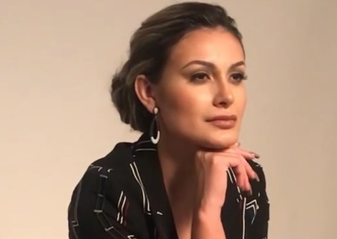 Andressa Urach choca ao revelar quanto doou para Igreja Universal