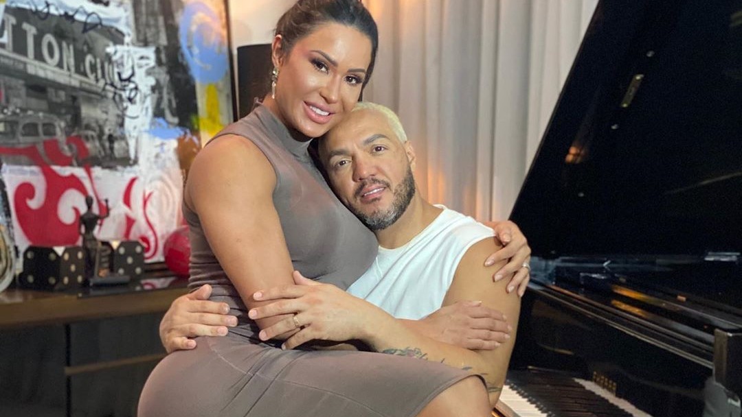 Gracyanne Barbosa se pronuncia após prisão da filha de Belo