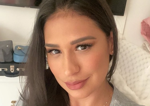 Simone sobre tamanho da barriga na segunda gravidez: 'gêmeos'
