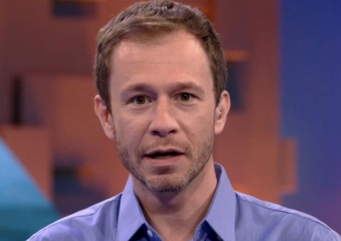 Tiago Leifert descobre música de Harry Styles e pira: ‘em nome do Senhor'