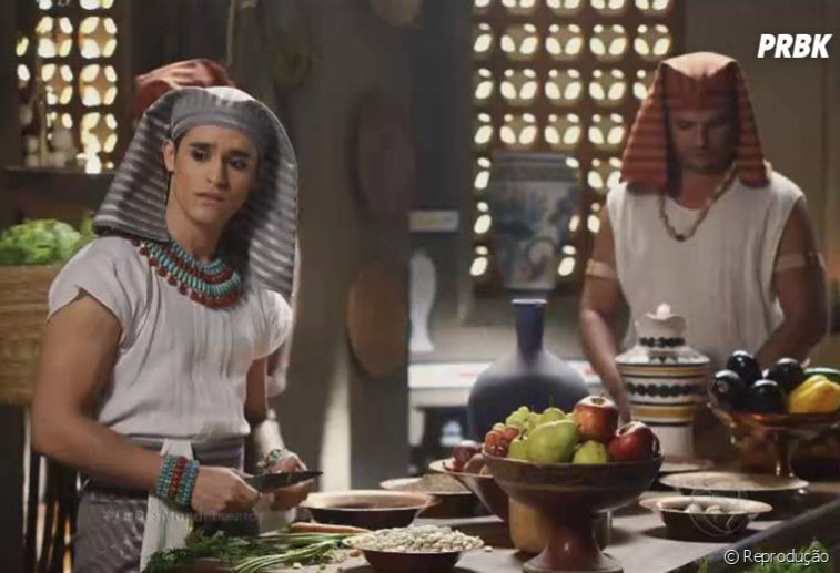 Ex-ator da Globo Júlio Oliveira é sequestrado e deixado nu em estrada