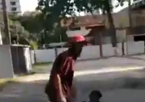 Equipe da Record flagra e interrompe ataque com faca 