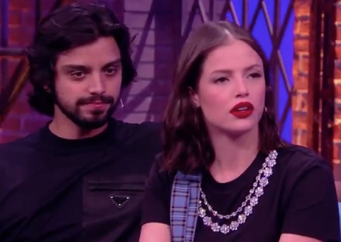 Rodrigo Simas conta sobre 'brochada' na 1ª vez com Agatha Moreira