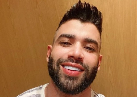 Gusttavo Lima posa com os filhos pela primeira vez após separação 