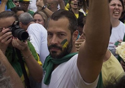 Malvino Salvador fala sobre ter votado em Jair Bolsonaro: 'foi pragmático'