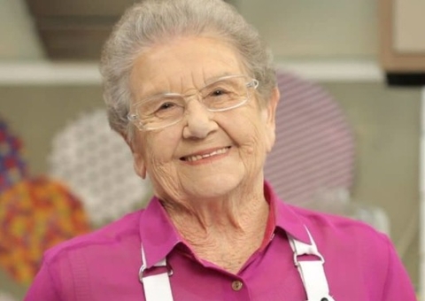 Palmirinha é internada em UTI de hospital em São Paulo