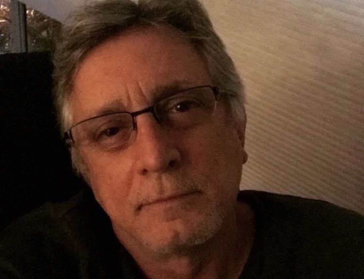 Ator Eduardo Galvão é intubado após 6 dias em UTI com Covid-19