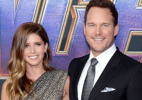 Chris Pratt posta cliques raros da esposa Katherine Schwarzenegger e filha 