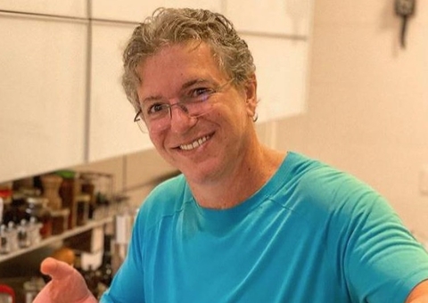 Boninho dá spoiler do BBB21 e Tiago Leifert reage 