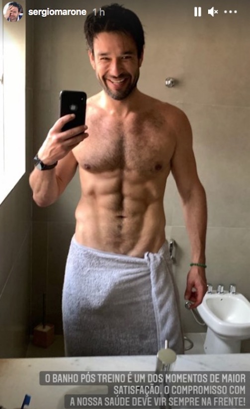 Sérgio Marone choca ao mostrar volume em toalha após banho