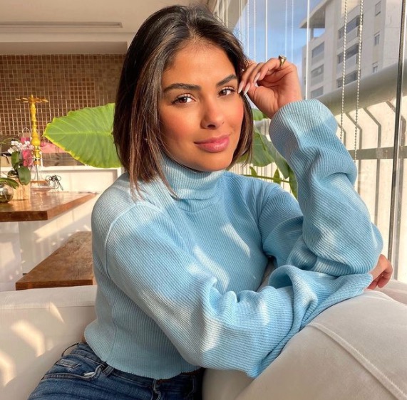 Ex-BBB Munik Nunes faz lipo LAD em segredo