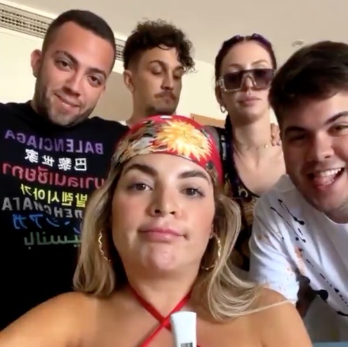 Gkay se pronuncia sobre teste de gravidez: 'Não queria vir falar'