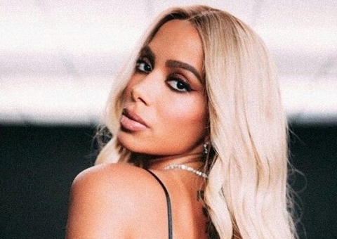 Saiba onde assistir o show de Anitta no Réveillon da Time Square hoje 