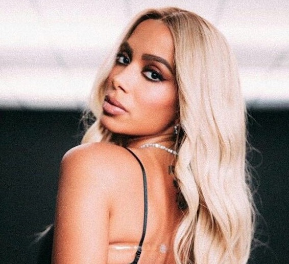 Saiba onde assistir o show de Anitta no Réveillon da Time Square hoje 