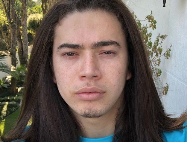 Whindersson anuncia doação de oxigênio para Manaus e manda recado