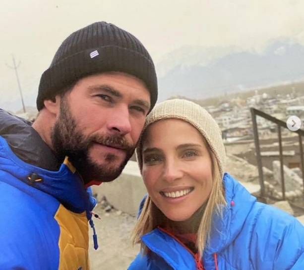 Romântico, Chris Hemsworth comemora 10 anos de casado com Elsa Pataky