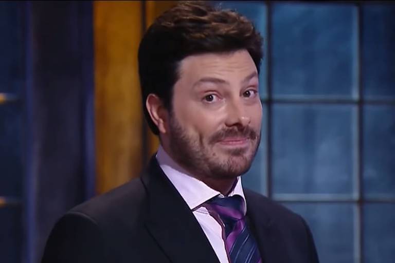 Enfermeira chamada de 'vaca' por Danilo Gentili ganha processo após 7 anos 