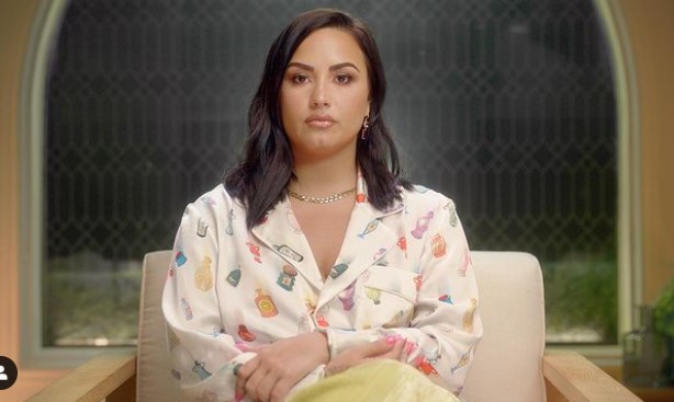 Demi Lovato pede ajuda para Manaus enfrentar crise na saúde