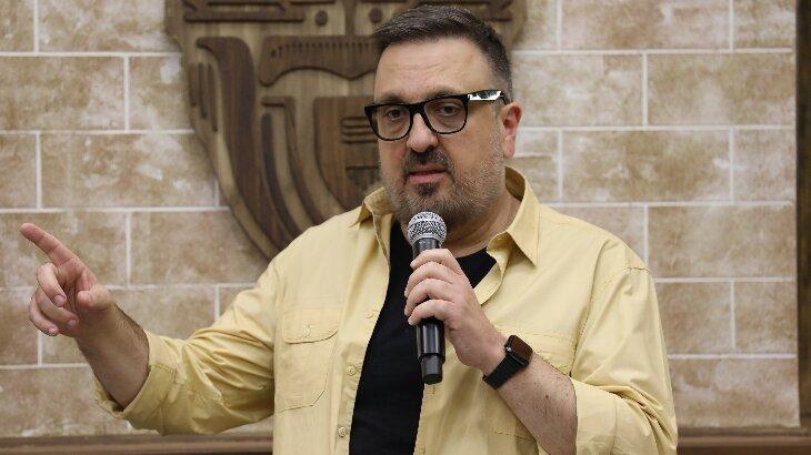 Diretor de A Fazenda 12 conta que já bloqueou mais de oito carros de som