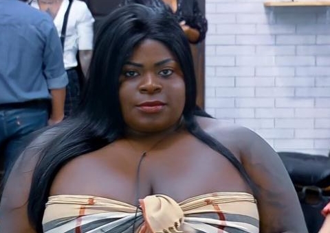 Jojo diz 'estar na seca' e quer fazer pedido inusitado para produção