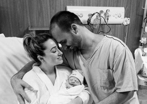 Deputado federal Eduardo Bolsonaro anuncia nascimento da filha Geórgia 