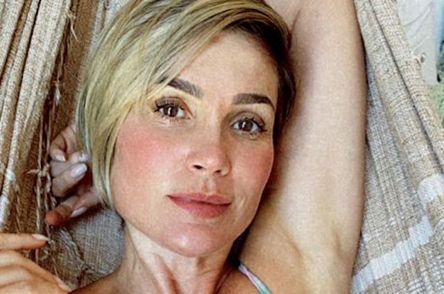 Flávia Alessandra revela que está com Covid-19
