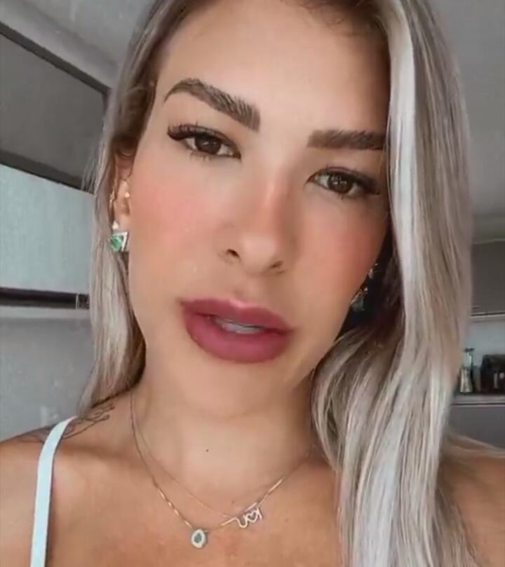 Lore Improta sobre morte do sogro: 'Não é um momento fácil' 