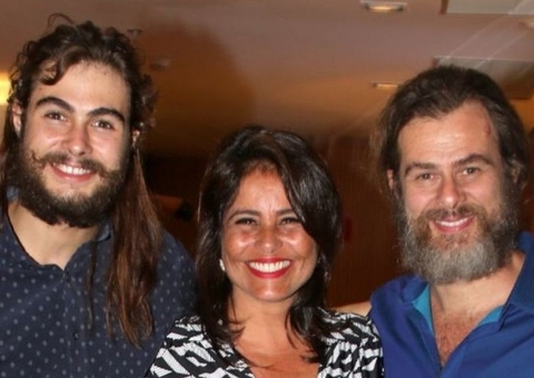 Mãe de Rafa Vitti é vítima de extorsão de falsos jornalistas  