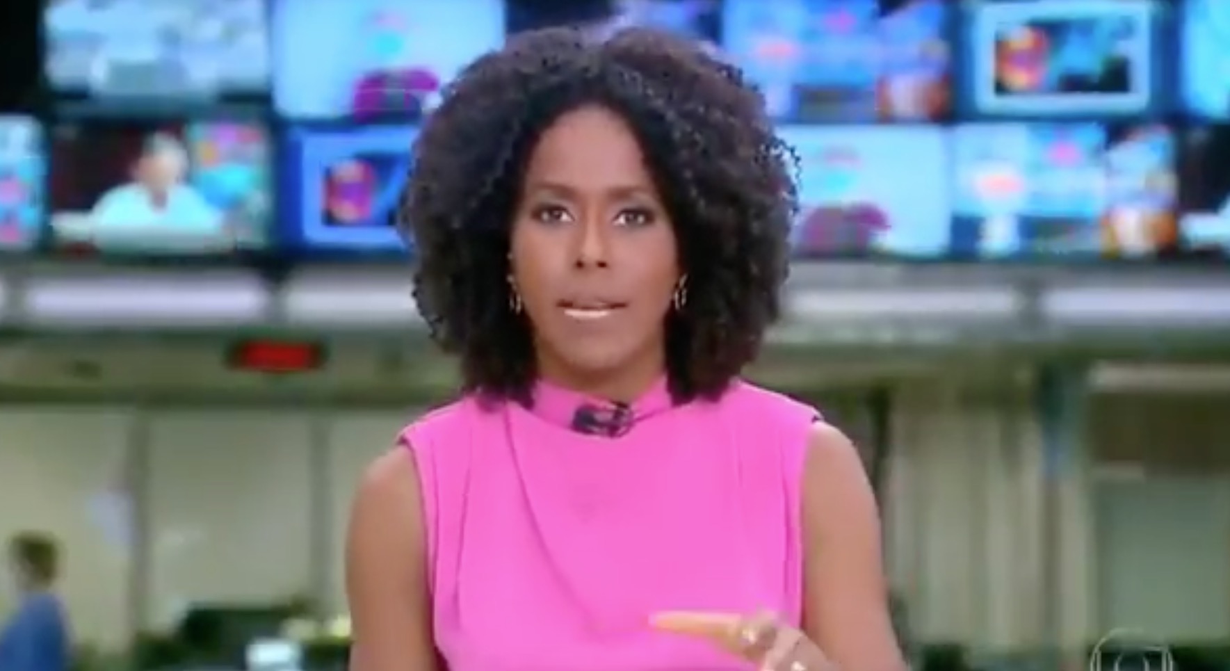 Maju Coutinho dá recado contra racismo ao vivo no Jornal Hoje