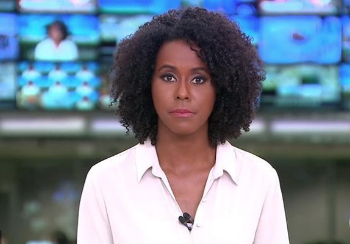Absolvido em caso de racismo contra Maju Coutinho pede indenização da Globo