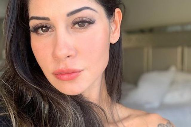 Após festa da filha, Mayra Cardi diz que está com suspeita de Covid-19