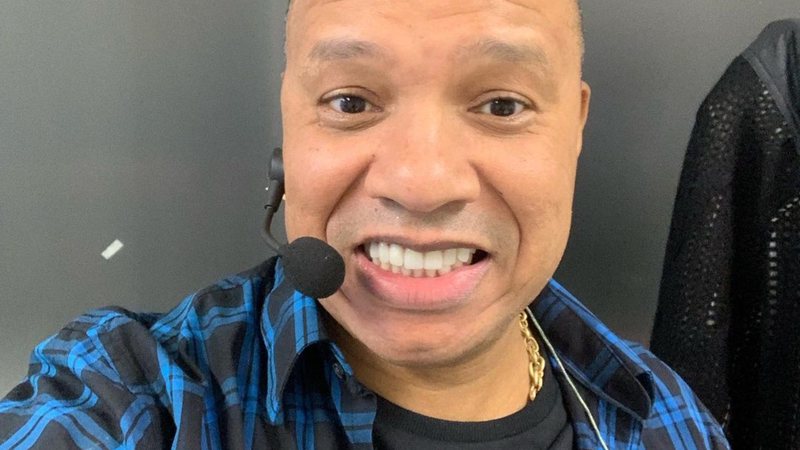 Vocalista do Molejo é acusado de abusar sexualmente de rapaz de 21 anos