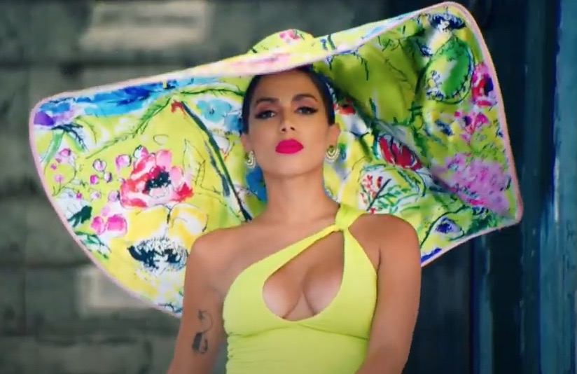 Anitta lança clipe de 'Me Gusta' com Cardi B e Myke Towers; Assista