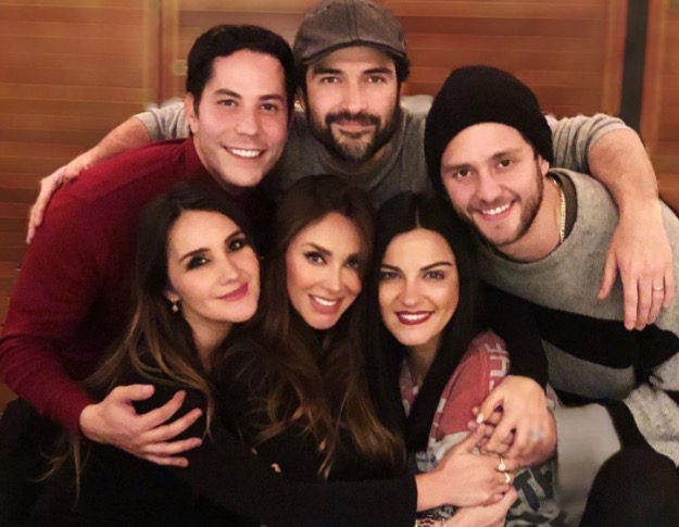 RBD faz anúncio de live sem dois integrantes do grupo 