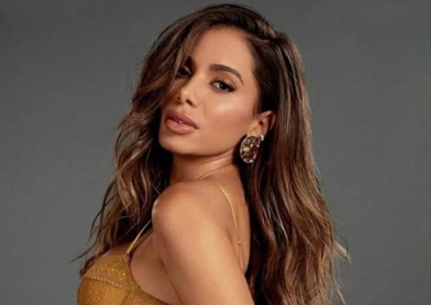 Anitta é apontada como 'causa' do aumento de estupros e rebate ataque
