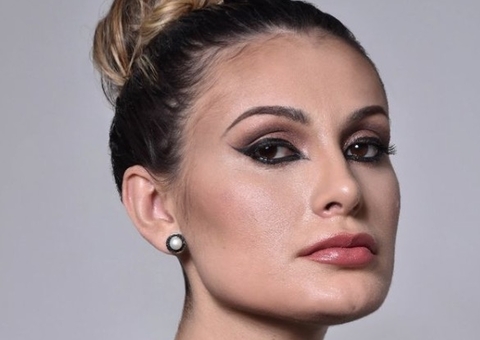 Andressa Urach conta que doou carros, jóias e bolsas Chanel para Universal