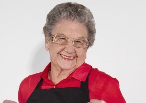 Palmirinha Onofre volta a ser internada em hospital de São Paulo