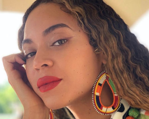 Internautas acusam Record de racismo por associar Beyoncé a magia negra