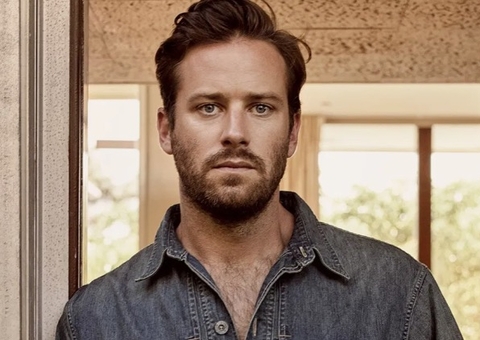 Ator Armie Hammer é acusado de canibalismo após ter conversa vazada