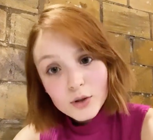 Após críticas, Larissa Manoela esclarece doação de vira-lata para amiga