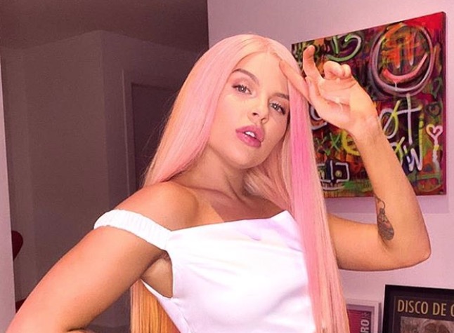 Luísa Sonza é confundida com ex-assessora de Flávio no caso 'rachadinha'