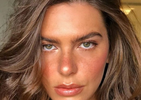 Mariana Goldfarb crítica pornô e diz que 'aquilo não é sexo'