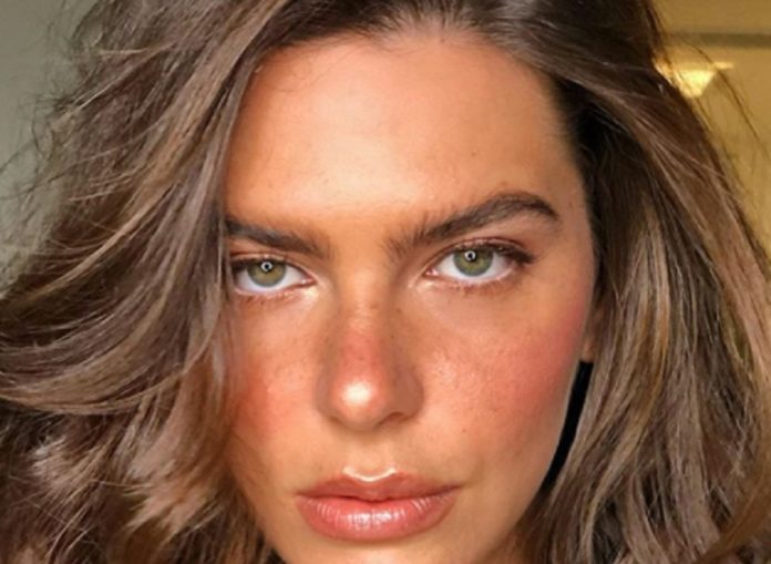 Mariana Goldfarb crítica pornô e diz que 'aquilo não é sexo'