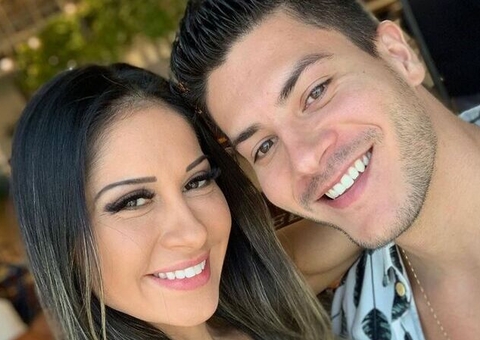 Mayra Cardi sobre conversão de Arthur Aguiar: 'deixa o tempo agir'