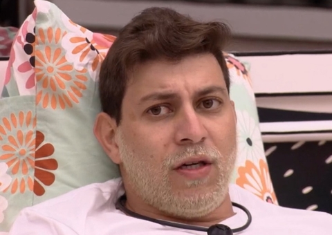 BBB21: Caio polemiza ao dizer que colocou ovo quente na boca de um cachorro
