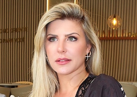 Ex-BBB Íris Stefanelli surge irreconhecível em foto: 'não mexe mais'