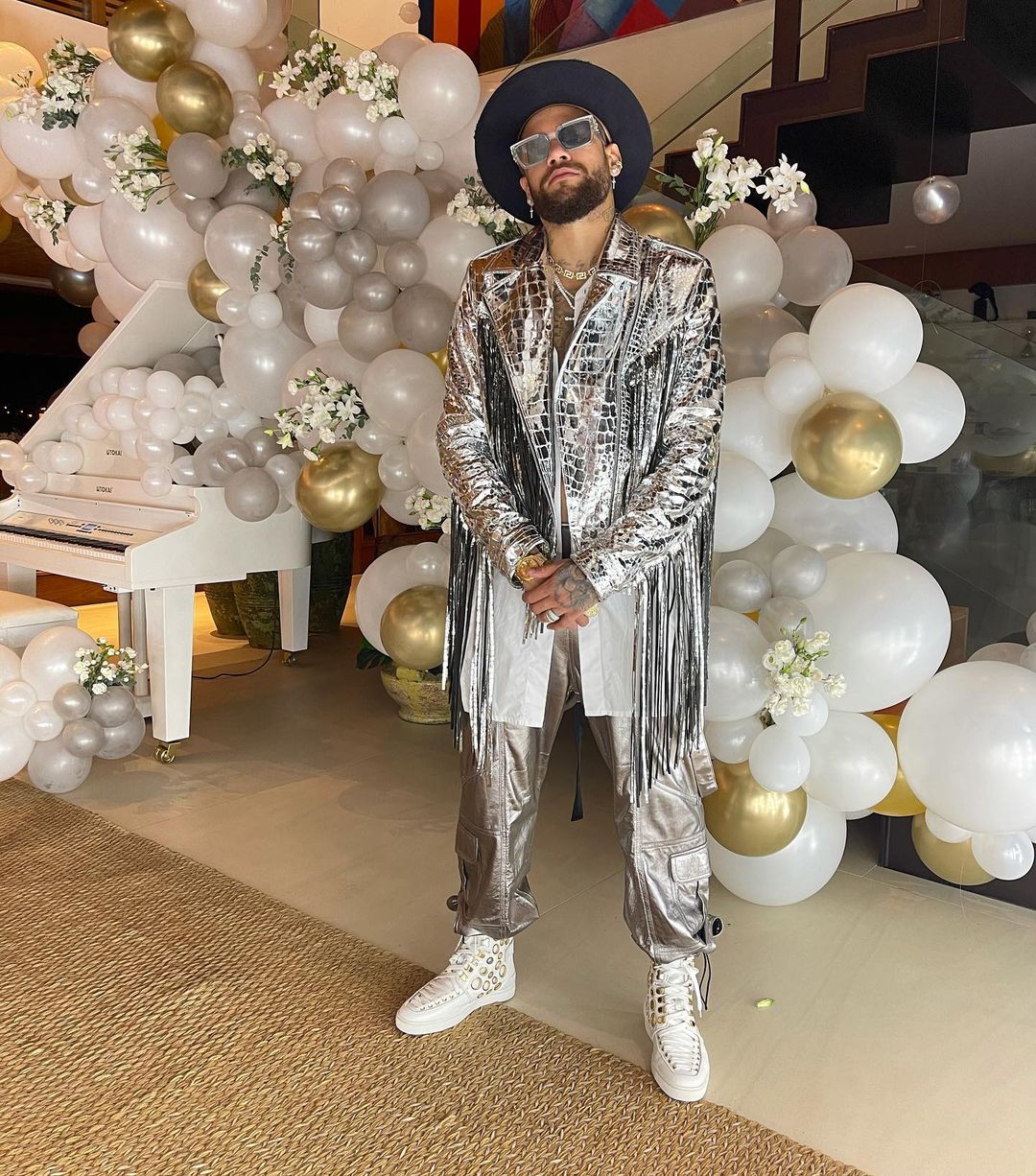 Internautas zoam look de Réveillon de Neymar: 'primeira tragédia de 2021'