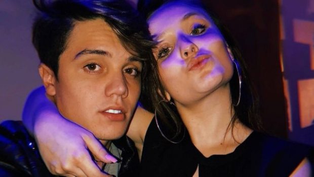 Larissa Manoela esclarece rumores de término com Leo Cidade