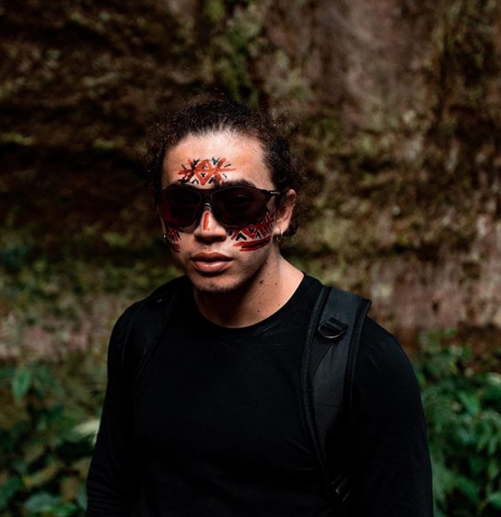 Whindersson Nunes mostra fotos de viagem a Presidente Figueiredo