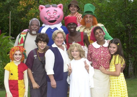 Elenco do 'Sítio do Picapau Amarelo' se despede de Nicette Bruno  